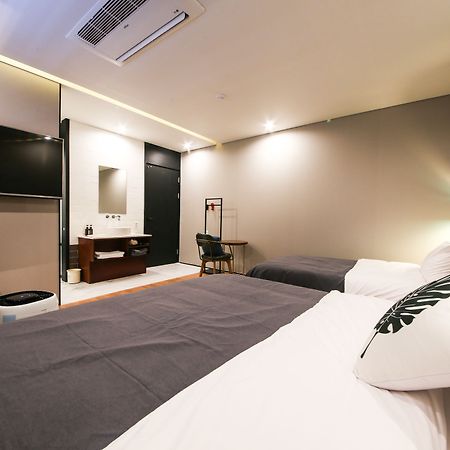 Brown Dot Hotel Yangjeong Busan Dış mekan fotoğraf